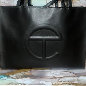 Black Telfar Medium